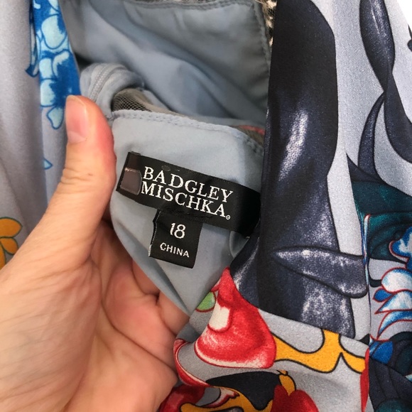 Badgley Mischka formal gown - Picture 12 of 12